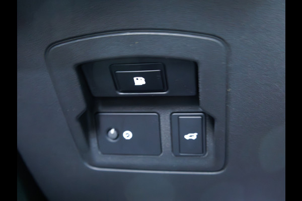 Land Rover Range Rover Velar 2.0 P400e R-Dynamic HSE 404 PK | Meridian Audio | 360 Camera | 21"LMV | Stoelverw. | Memory best. stoel | Elec. verst. stuurkolom, Electrische achterklep, Matrix Led, Navigatie, App. connect, Extra getint glas