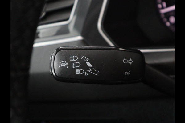 Volkswagen Tiguan 1.4 TSI 150PK Aut. 4Motion Highline Business R | R-Line | Pano | Navi | Virtual Display | Stoelverwarming | Camera | Trekhaak | Climate Control | DAB+ | Carplay