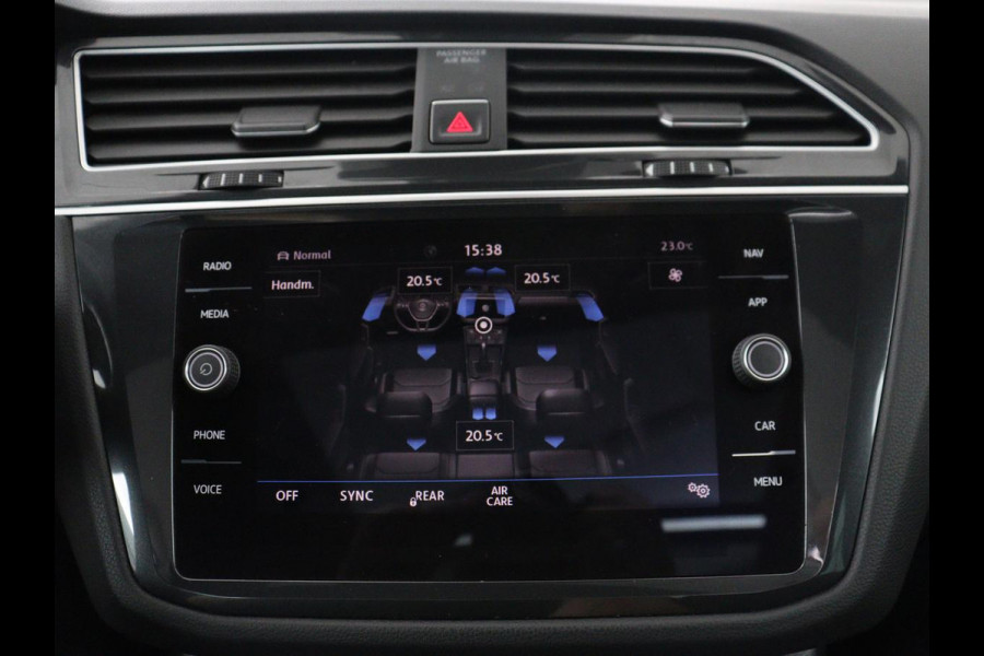Volkswagen Tiguan 1.4 TSI 150PK Aut. 4Motion Highline Business R | R-Line | Pano | Navi | Virtual Display | Stoelverwarming | Camera | Trekhaak | Climate Control | DAB+ | Carplay