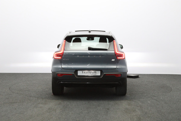Volvo XC40 Recharge Twin Ultimate 82 kWh 408 PK, Trekhaak, Panoramadak, Harman/kardon, 360 Camera, 4X Stoelverwarming