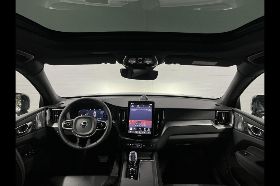 Volvo XC60 T8 PHEV AWD Ultra Black Edition Massage | Bowers & Wilkins | Adapt. cruise | Open dak | Stoelventilatie & verwarming | Head-up | 360 camera | *455PK*
