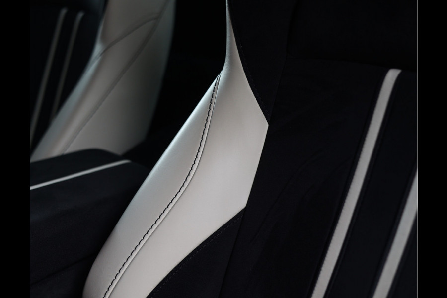 Aston Martin Vantage 4.0 V8 | Q Special - 360camera