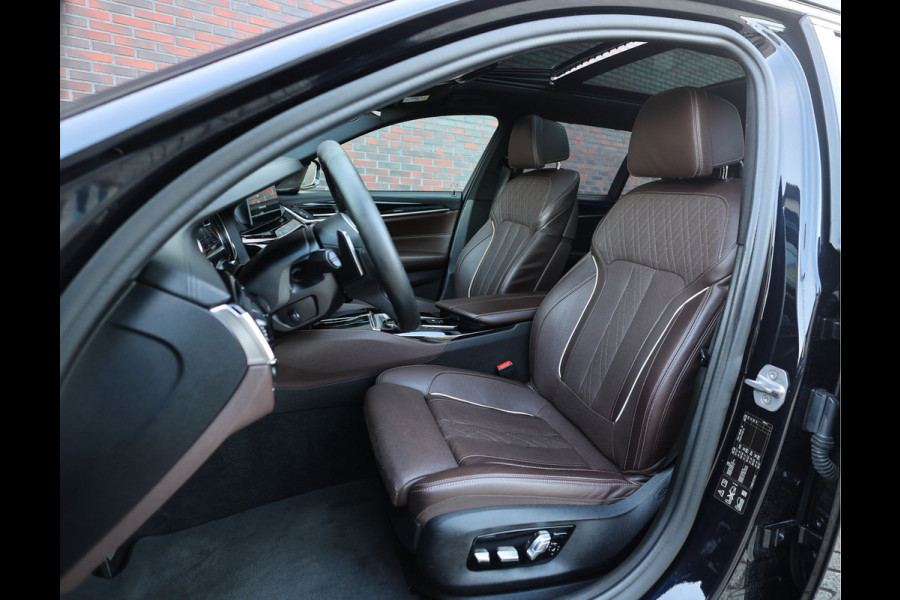 BMW 5 Serie Touring M550d xDrive | Pano - Trekhaak - HUD