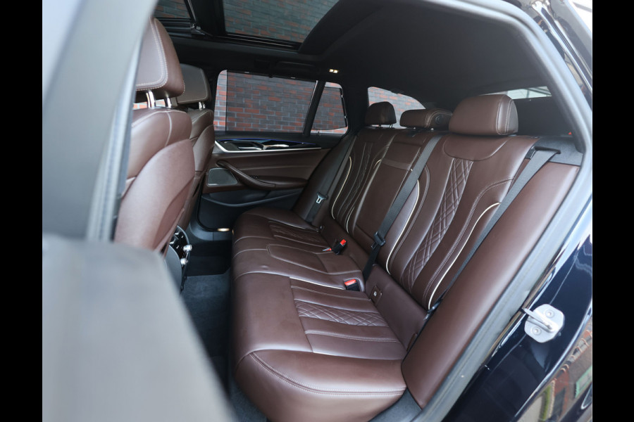 BMW 5 Serie Touring M550d xDrive | Pano - Trekhaak - HUD