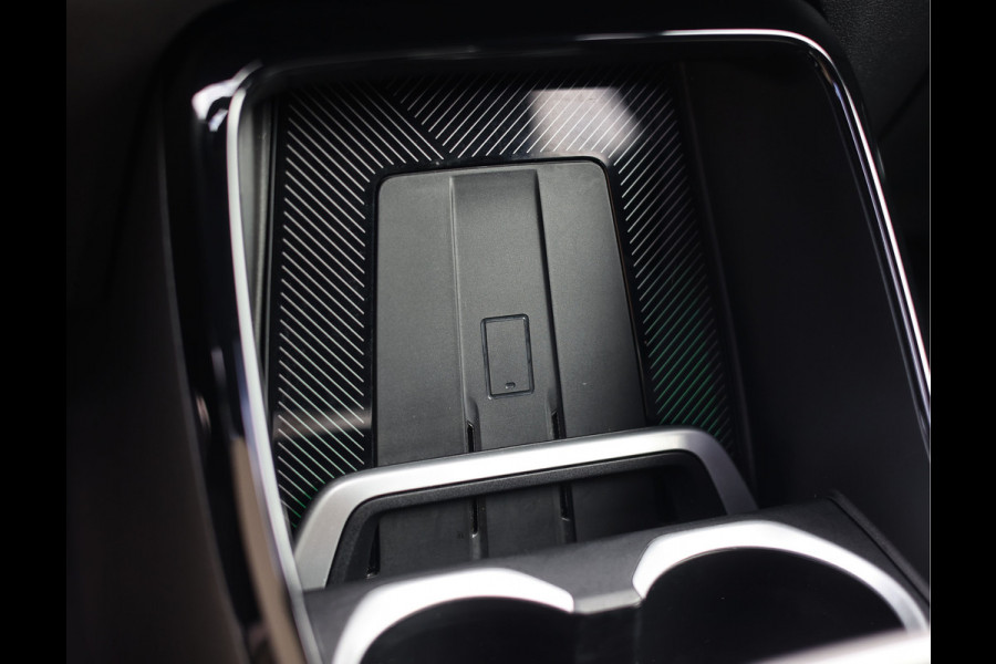 BMW X1 30e xDrive | M onderstel - Sportstoelen - Direct rijden!
