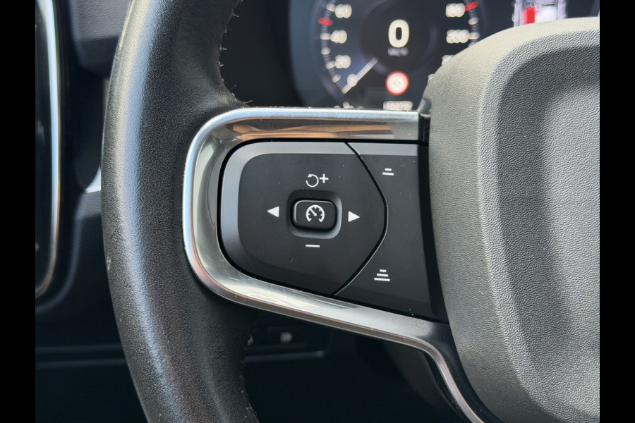 Volvo XC40 BWJ 2021 | T4 211PK Recharge Inscription | TREKHAAK | PANO DAK | LEER | STANDKACHEL | CLIMA | NAVI | CRUISE | 19'' LMV | PDC 2X