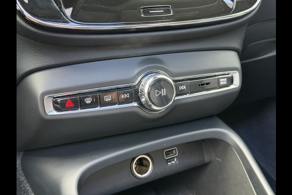 Volvo XC40 BWJ 2021 | T4 211PK Recharge Inscription | TREKHAAK | PANO DAK | LEER | STANDKACHEL | CLIMA | NAVI | CRUISE | 19'' LMV | PDC 2X