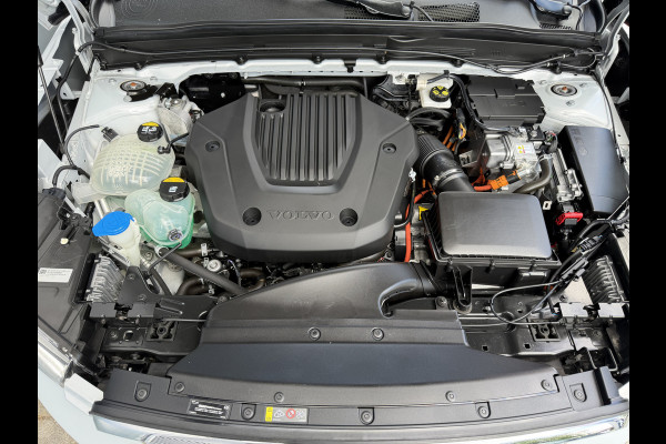 Volvo XC40 BWJ 2021 | T4 211PK Recharge Inscription | TREKHAAK | PANO DAK | LEER | STANDKACHEL | CLIMA | NAVI | CRUISE | 19'' LMV | PDC 2X