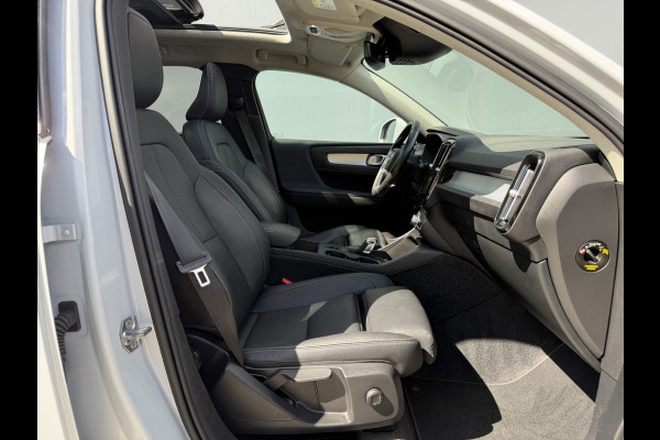Volvo XC40 BWJ 2021 | T4 211PK Recharge Inscription | TREKHAAK | PANO DAK | LEER | STANDKACHEL | CLIMA | NAVI | CRUISE | 19'' LMV | PDC 2X