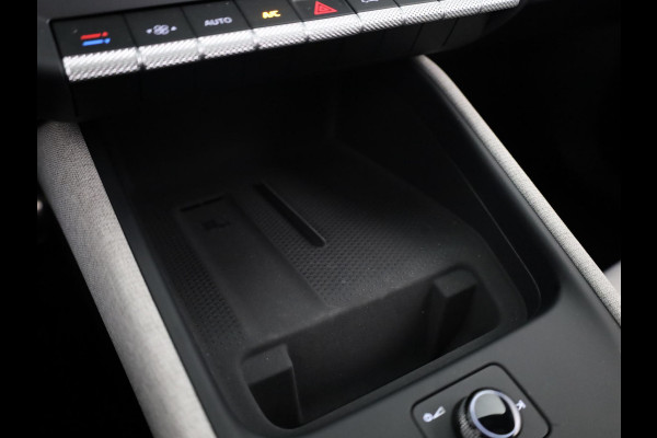 Volkswagen ID. Polo Style First Edition 52 kWh accu, 155 kW / 211 PK H Achteruitrijcamera | Carplay
