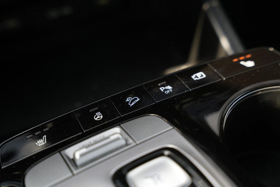 Hyundai Tucson 1.6 T-GDI HEV i-Motion Rijstrooksensor Hill hold Dakrails DAB Apple carplay