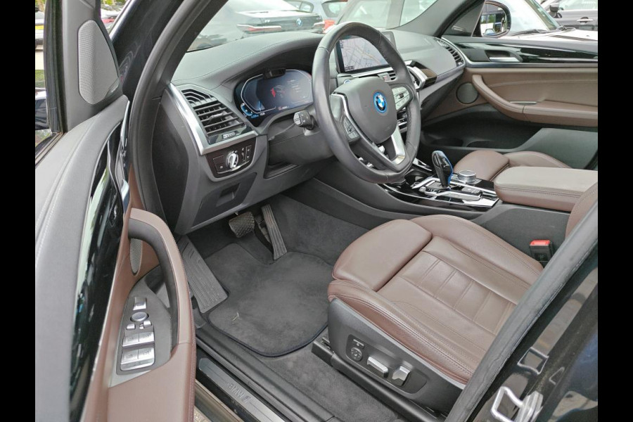BMW iX3 High Executive 80 kWh PANODAK | LEDER | TREKHAAK | H& K  AUDIO