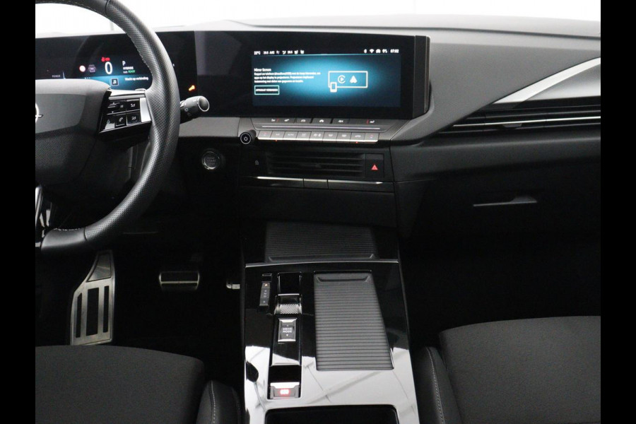 Opel Astra 1.6 Hybrid GS Line | SOH 97,5% | Half leder | Stuur/stoel verwarming | Adaptive cruise | Carplay | 360 Camera | Parks assist | PHEV