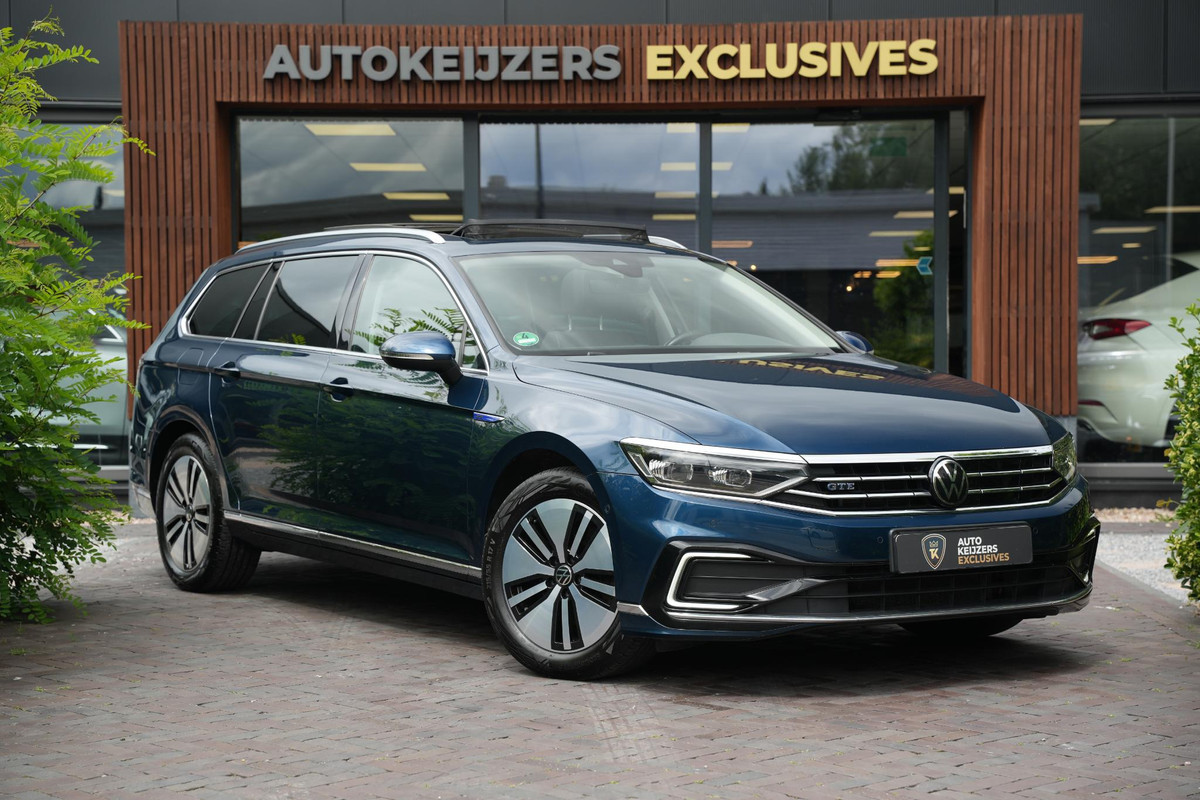Volkswagen Passat 1.4 TSI PHEV GTE Pano