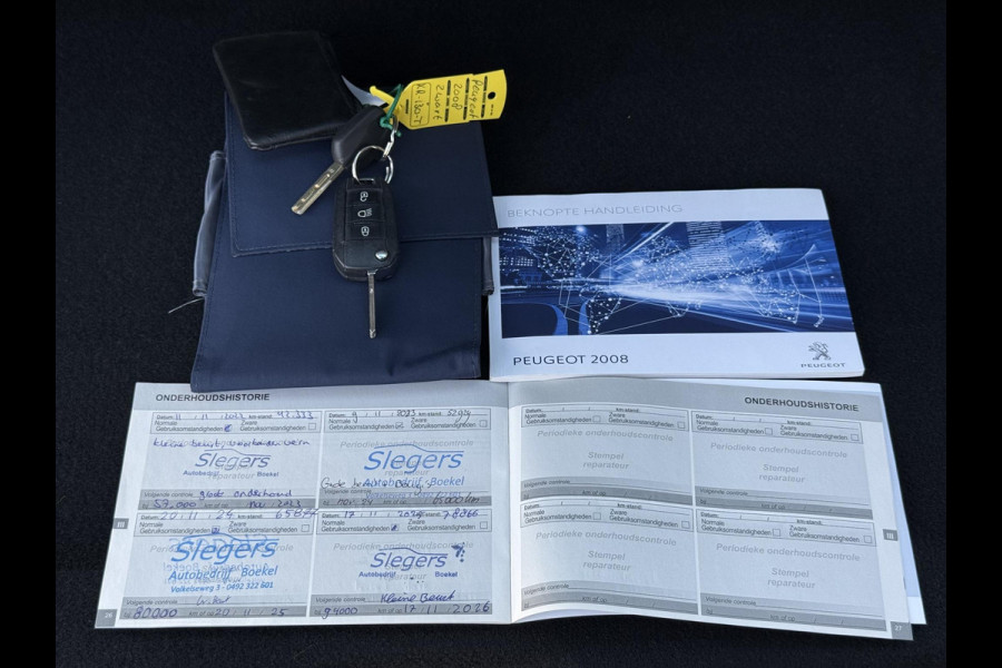Peugeot 2008 1.2 PureTech Blue Lion 1e Eigenaar|Navi|D-riem vv in 2025|Clima|Cruise|Carplay|Elek Ramen|LM Velgen|PDC|Nieuwe APK bij aflevering