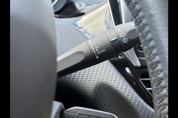 Peugeot 2008 1.2 PureTech Blue Lion 1e Eigenaar|Navi|D-riem vv in 2025|Clima|Cruise|Carplay|Elek Ramen|LM Velgen|PDC|Nieuwe APK bij aflevering