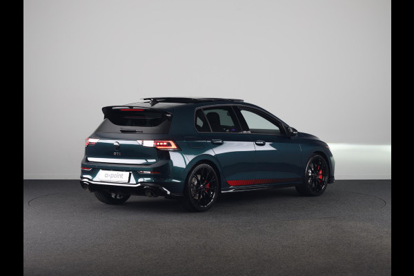 Volkswagen Golf 2.0 TSI GTI Clubsport Edition 50 325 PK | Full option | Panorama dak | Akrapovic | Harman Kardon | 19" Warmenau | Head Up Display | 360 graden camera | Verlengde garantie