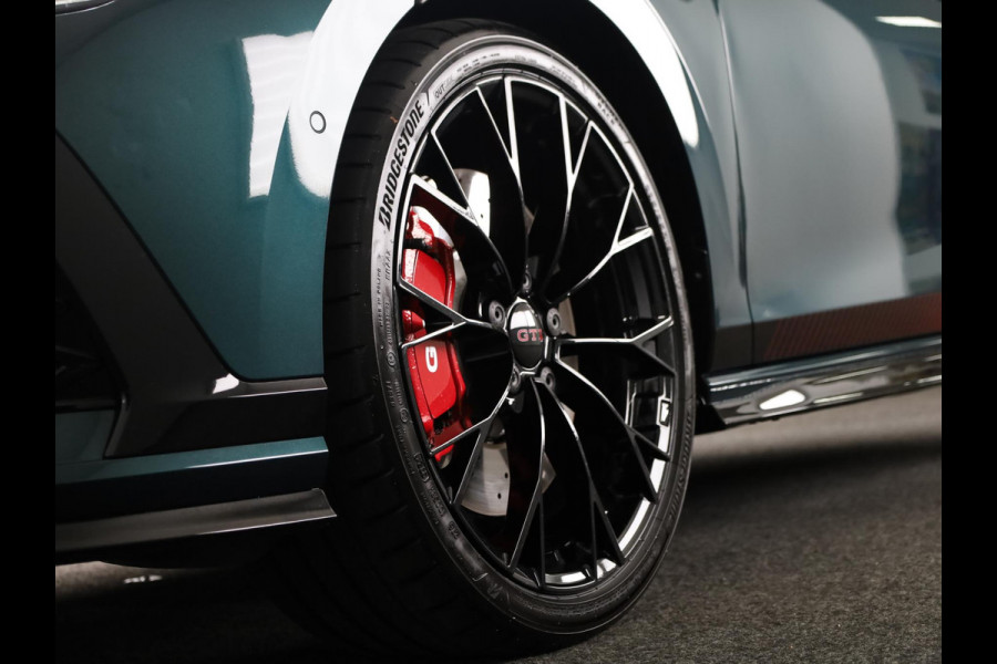 Volkswagen Golf 2.0 TSI GTI Clubsport Edition 50 325 PK | Full option | Panorama dak | Akrapovic | Harman Kardon | 19" Warmenau | Head Up Display | 360 graden camera | Verlengde garantie