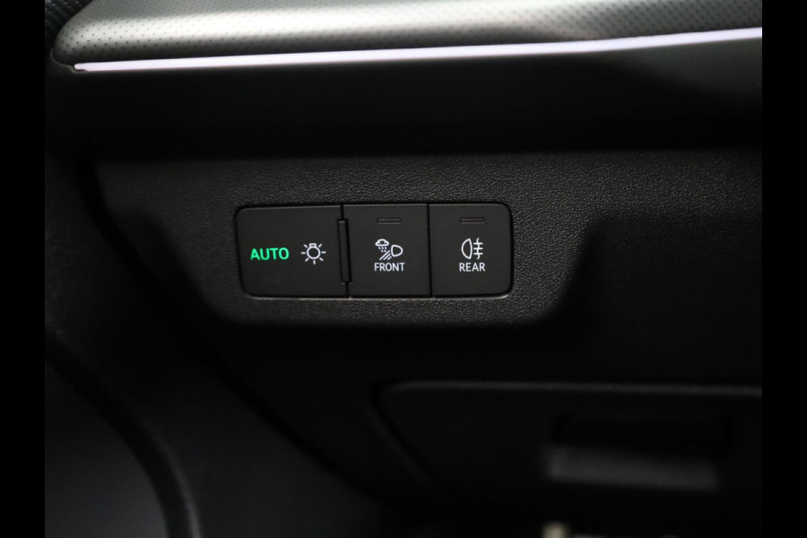 Audi Q3 S edition e-hybrid 272 pk | Techniekpakket plus | Panorama-glasdak | Optiekpakket zwart-glanzend | Trekhaak mech. zwenkbaar |