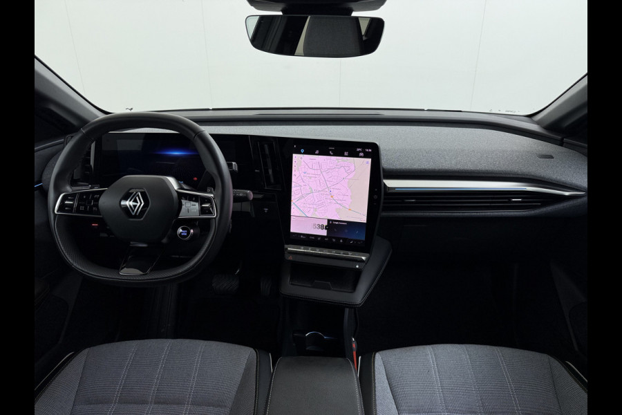 Renault Mégane E-Tech EV60 Two Tone Camera Stoel+Stuurverwarming Apple Carplay Android Auto Google®-Maps Navi Ecc Lmv 20" Optimum Charge Techno Pdc Multi-Sense Lmv Bluetooth Google Assistent ESP Lane Assist Regen-Lichtsensor 1e Eigenaar
