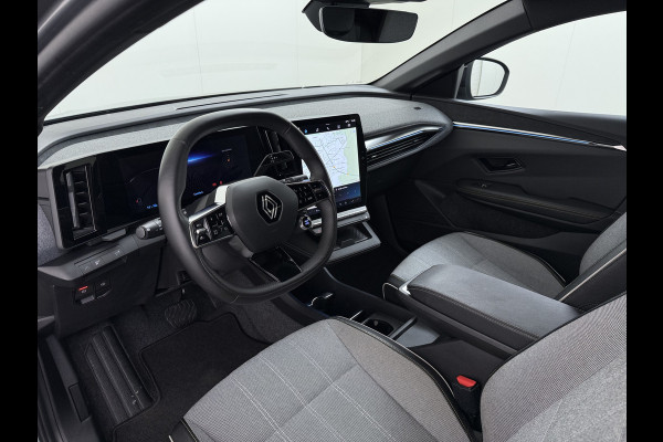 Renault Mégane E-Tech EV60 Two Tone Camera Stoel+Stuurverwarming Apple Carplay Android Auto Google®-Maps Navi Ecc Lmv 20" Optimum Charge Techno Pdc Multi-Sense Lmv Bluetooth Google Assistent ESP Lane Assist Regen-Lichtsensor 1e Eigenaar