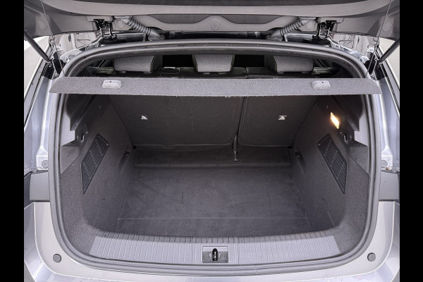 Renault Mégane E-Tech EV60 Two Tone Camera Stoel+Stuurverwarming Apple Carplay Android Auto Google®-Maps Navi Ecc Lmv 20" Optimum Charge Techno Pdc Multi-Sense Lmv Bluetooth Google Assistent ESP Lane Assist Regen-Lichtsensor 1e Eigenaar