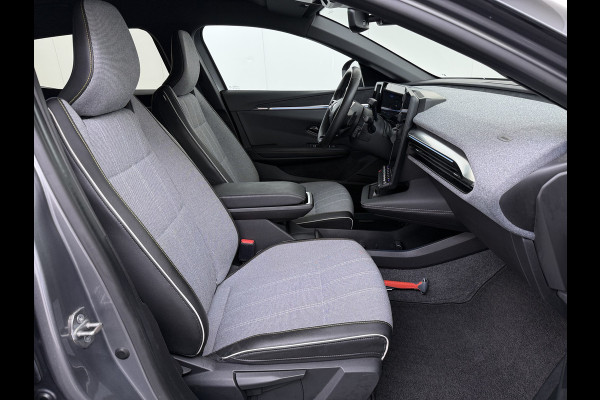 Renault Mégane E-Tech EV60 Two Tone Camera Stoel+Stuurverwarming Apple Carplay Android Auto Google®-Maps Navi Ecc Lmv 20" Optimum Charge Techno Pdc Multi-Sense Lmv Bluetooth Google Assistent ESP Lane Assist Regen-Lichtsensor 1e Eigenaar