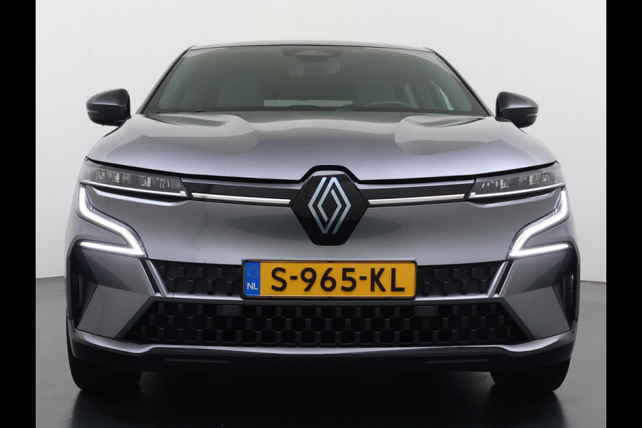 Renault Mégane E-Tech EV60 Two Tone Camera Stoel+Stuurverwarming Apple Carplay Android Auto Google®-Maps Navi Ecc Lmv 20" Optimum Charge Techno Pdc Multi-Sense Lmv Bluetooth Google Assistent ESP Lane Assist Regen-Lichtsensor 1e Eigenaar