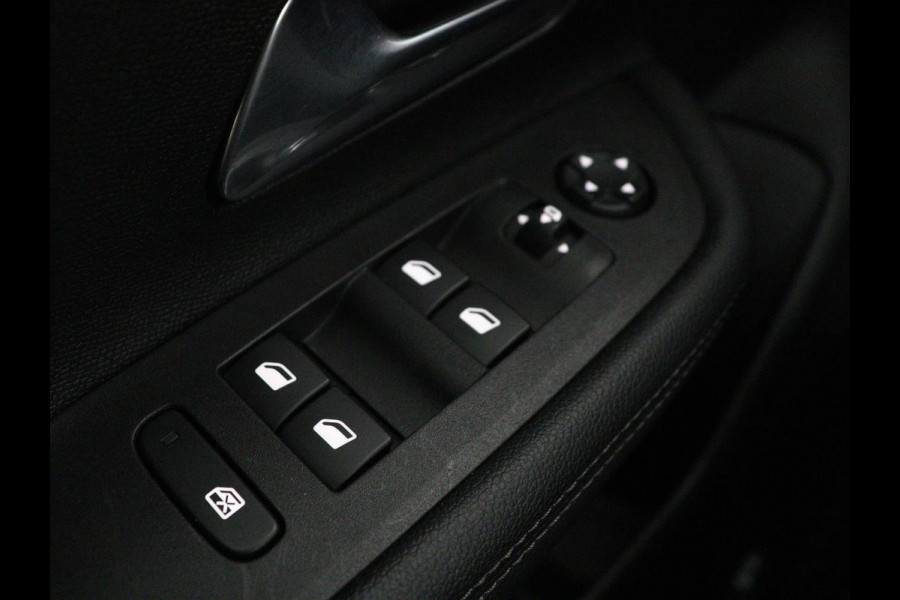 Opel Mokka 1.2 GS Line | Half leder | Cruise control | Camera | Park assist | Virtueel dashboard | Carplay | Climate control