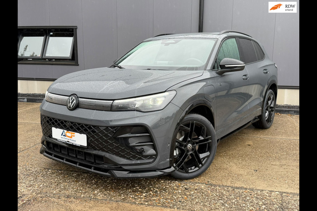 Volkswagen Tiguan 1.5 eHybrid Maxton R-Line / BLACKSTYLE / LEER / TREKHAAK / 360 / RAMVOL