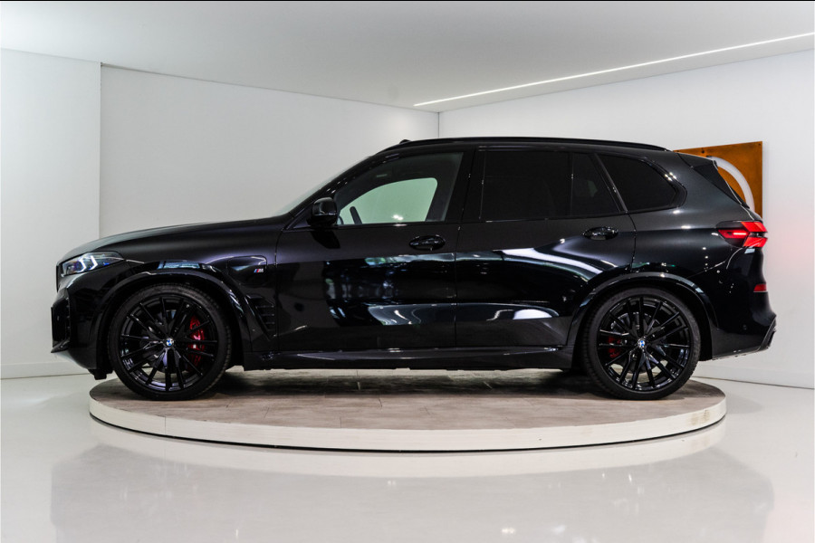 BMW X5 xDrive50e M-Sport Pro 490PK | Harman/Kardon | Pano | Kuipstoelen | Glow | 360 | VOL! Fabrieksgarantie