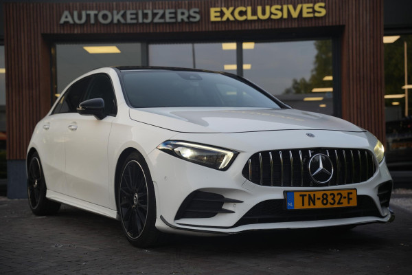 Mercedes-Benz A-Klasse 200 Launch Edition Premium Plus AMG panoramadak AMBIENT Apple Carplay Brake assist Camera Multimedia Getint glas 19"L.M. Cruise Navi
