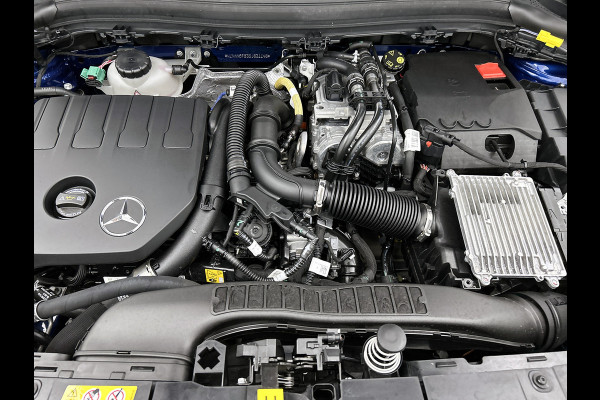 Mercedes-Benz GLA 250 e Star Edition AMG Line | Stoelverwarming, Achteruitrijcamera, Parkeersensoren, Metallic lak, AMG Line, Keyless Entry 19 inch Inclusief 24 maanden MB Certified garantie voor Europa.