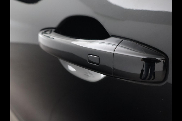 Renault Clio 1.0 TCe INTENS + TREKHAAK | STOELVERWARMING | LED | APPLE CARPLAY | CRUISE CONTROL