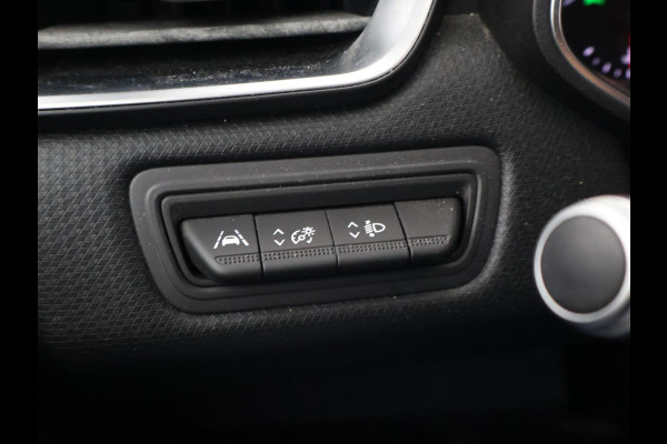 Renault Clio 1.0 TCe INTENS + TREKHAAK | STOELVERWARMING | LED | APPLE CARPLAY | CRUISE CONTROL