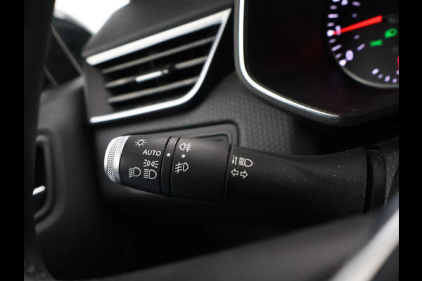 Renault Clio 1.0 TCe INTENS + TREKHAAK | STOELVERWARMING | LED | APPLE CARPLAY | CRUISE CONTROL