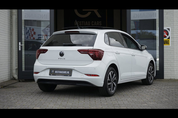 Volkswagen Polo 1.0 TSI AUTOMAAT 110 Pk |CARPLAY|CLIMA|DAB|FABRIEKSGARANTIE|NAVIGATIE|PANORAMA|PDC|STOELVERWARMING|TREKHAAK