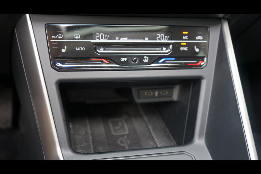 Volkswagen Polo 1.0 TSI AUTOMAAT 110 Pk |CARPLAY|CLIMA|DAB|FABRIEKSGARANTIE|NAVIGATIE|PANORAMA|PDC|STOELVERWARMING|TREKHAAK