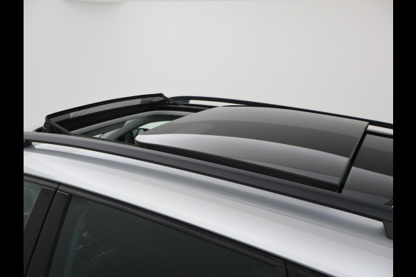 Škoda Karoq 1.5 TSI ACT 150 PK *12.878 KM!* + PANORAMADAK + VIRTUAL COCKPIT | ADAPTIVE CRUISE | CAMERA