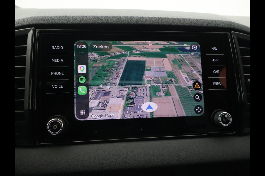 Škoda Karoq 1.5 TSI ACT 150 PK *12.878 KM!* + PANORAMADAK + VIRTUAL COCKPIT | ADAPTIVE CRUISE | CAMERA