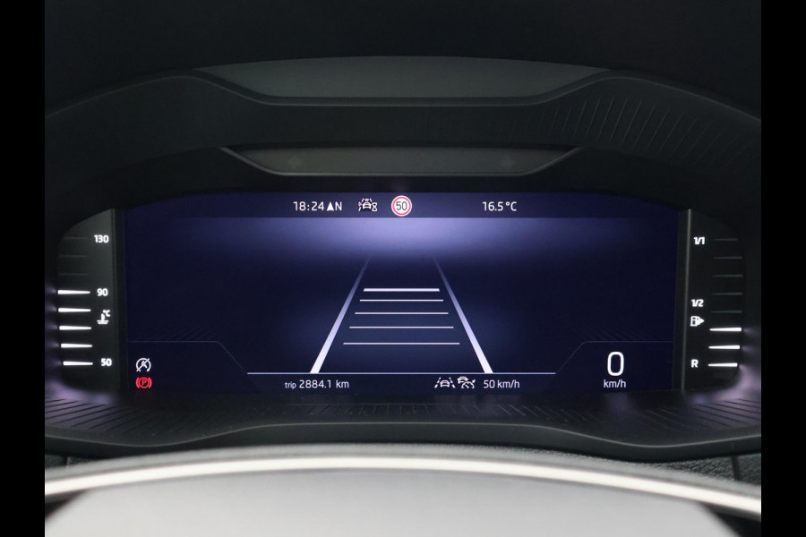 Škoda Karoq 1.5 TSI ACT 150 PK *12.878 KM!* + PANORAMADAK + VIRTUAL COCKPIT | ADAPTIVE CRUISE | CAMERA