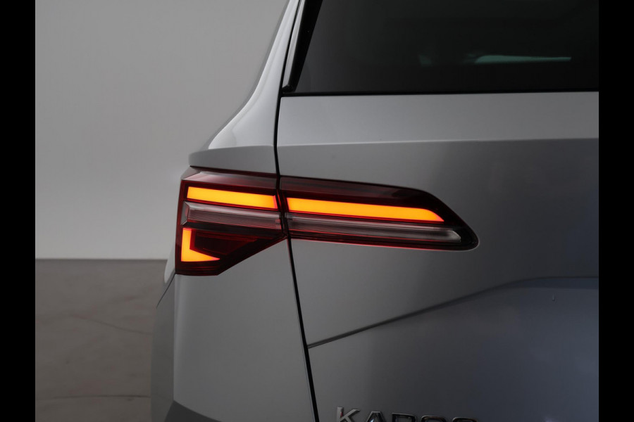 Škoda Karoq 1.5 TSI ACT 150 PK *12.878 KM!* + PANORAMADAK + VIRTUAL COCKPIT | ADAPTIVE CRUISE | CAMERA