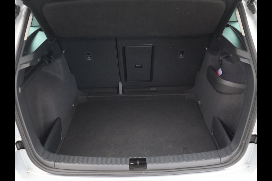 Škoda Karoq 1.5 TSI ACT 150 PK *12.878 KM!* + PANORAMADAK + VIRTUAL COCKPIT | ADAPTIVE CRUISE | CAMERA