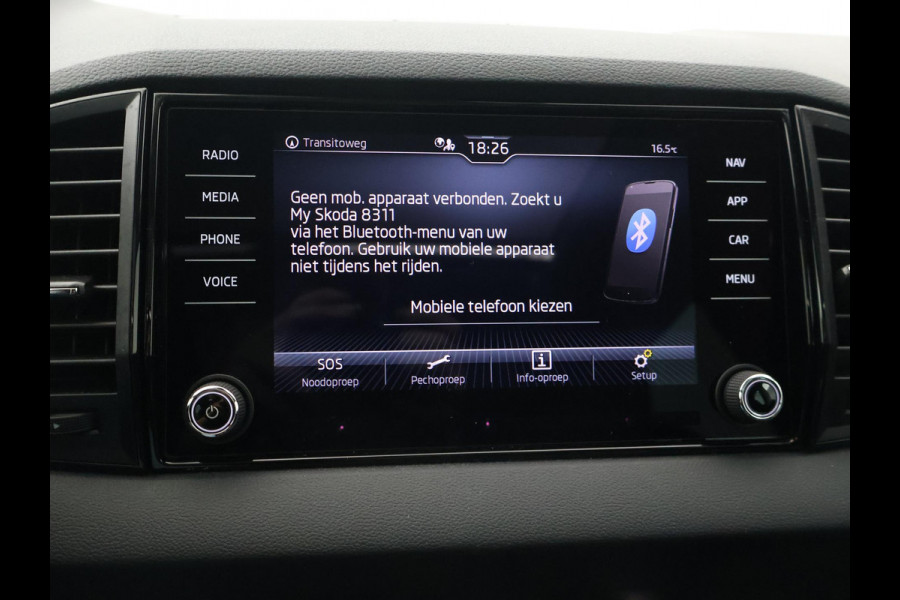 Škoda Karoq 1.5 TSI ACT 150 PK *12.878 KM!* + PANORAMADAK + VIRTUAL COCKPIT | ADAPTIVE CRUISE | CAMERA