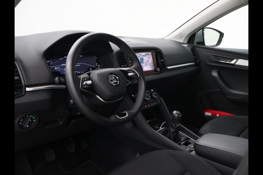 Škoda Karoq 1.5 TSI ACT 150 PK *12.878 KM!* + PANORAMADAK + VIRTUAL COCKPIT | ADAPTIVE CRUISE | CAMERA