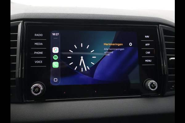 Škoda Karoq 1.5 TSI ACT 150 PK *12.878 KM!* + PANORAMADAK + VIRTUAL COCKPIT | ADAPTIVE CRUISE | CAMERA
