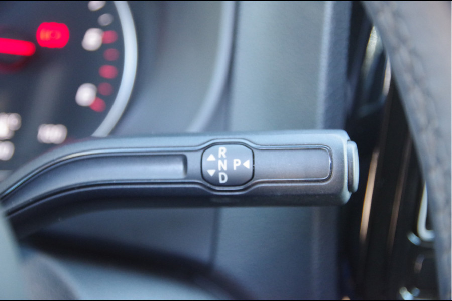 Mercedes-Benz Vito 119 CDI L2 Select AUT. LED, TREKHAAK, LEDER, ADAPT. CRUISE, CAMERA, LEDER STUUR, PARKEERSENSOREN