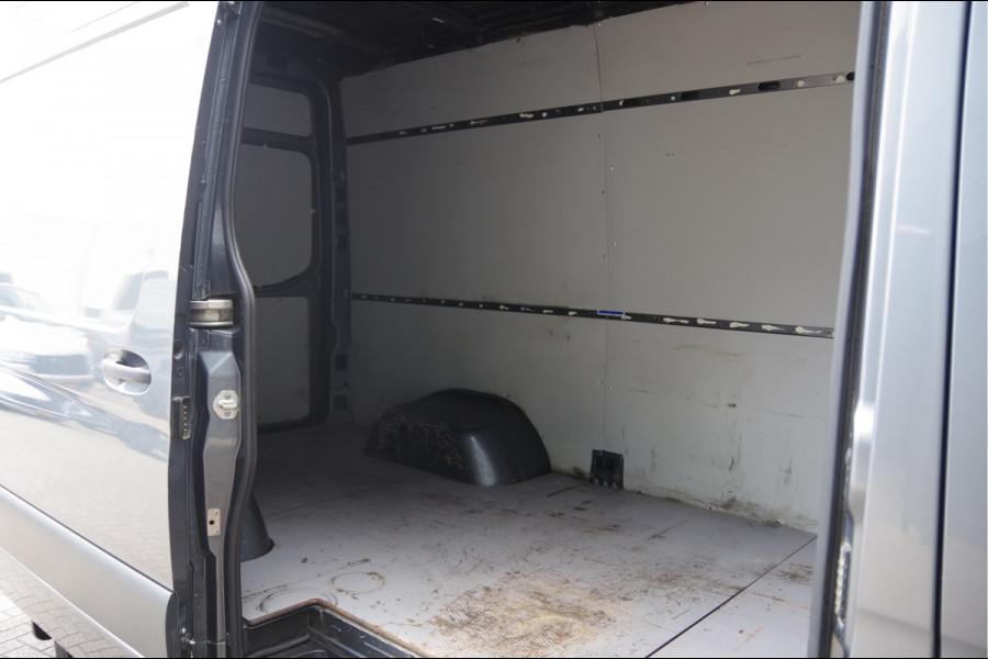 Mercedes-Benz Sprinter 519 3.0 CDI V6 L2H2 AUT. N1! DUBBELLUCHT, LED, 360 CAMERA, 3.5T TREKHAAK, LEDER, MBUX 10'', CRUISE, NAVI, CLIMA,
