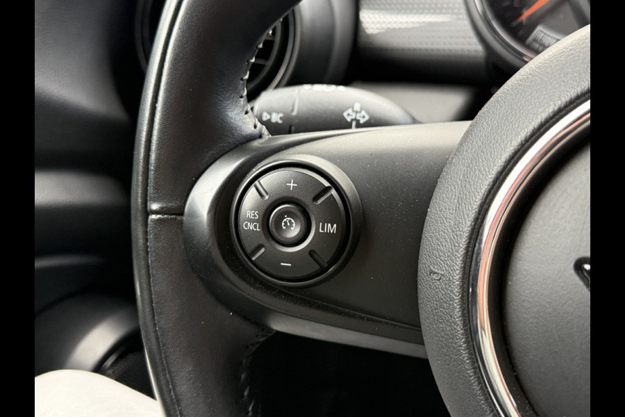 MINI 5-deurs 1.5 Cooper Pepper | Keyless | Dealeronderhouden | All-Season