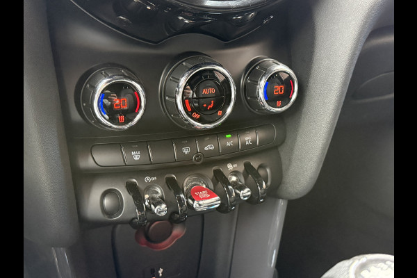 MINI 5-deurs 1.5 Cooper Pepper | Keyless | Dealeronderhouden | All-Season